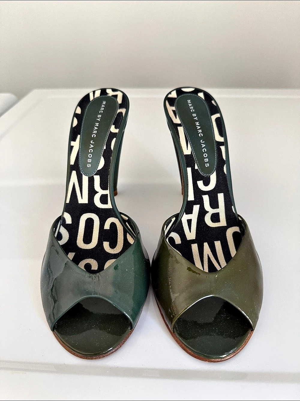 Marc Jacobs Green Peep Toe Heels EU 38 1/2